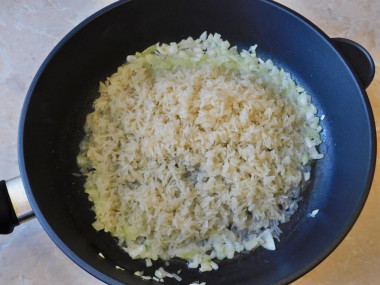 Рис на сковороде рассыпчатый